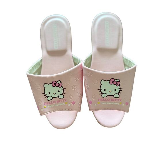 Rare Hello Kitty Pink Leather Strawberry Sandals women’s size 9 - Picture 5 of 5
